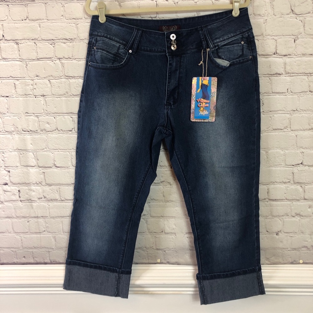 Angels Jeans Missy 3 Buttons Denim Hipster Capris